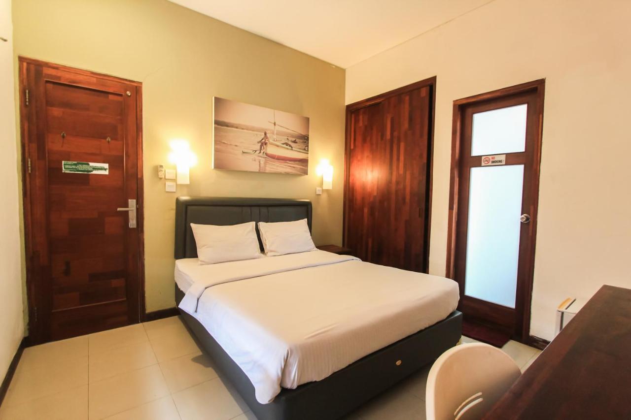 Kuta Legian Inn Екстериор снимка
