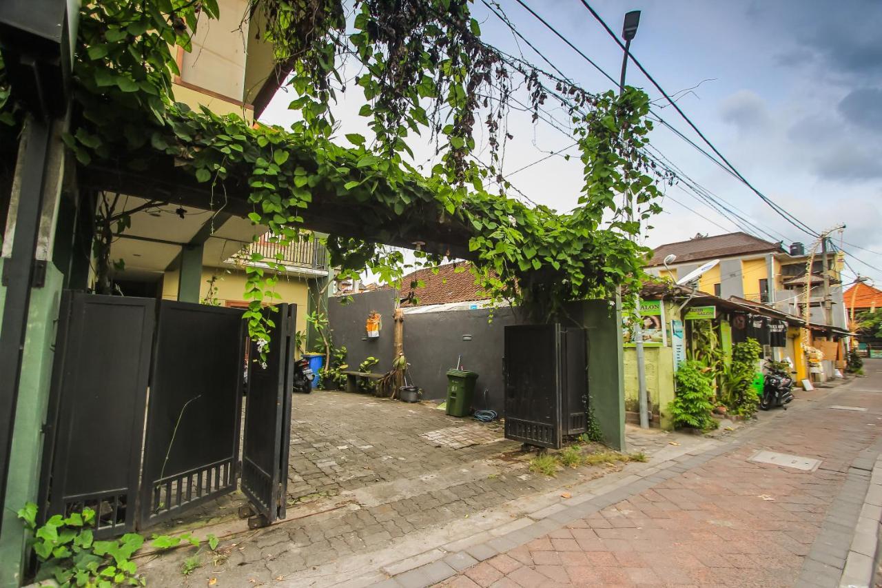 Kuta Legian Inn Екстериор снимка